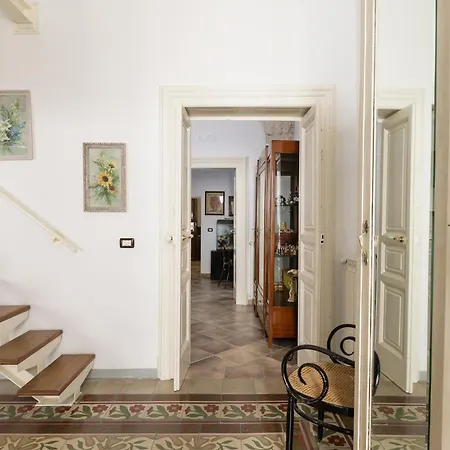 Apartment Vintage Con Balcone By Wonderful Italy